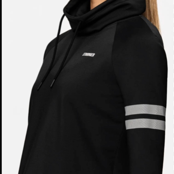 STRONGER- Signature Turtleneck Training Loose Fit (Peach- Small) - Picture 5 of 9